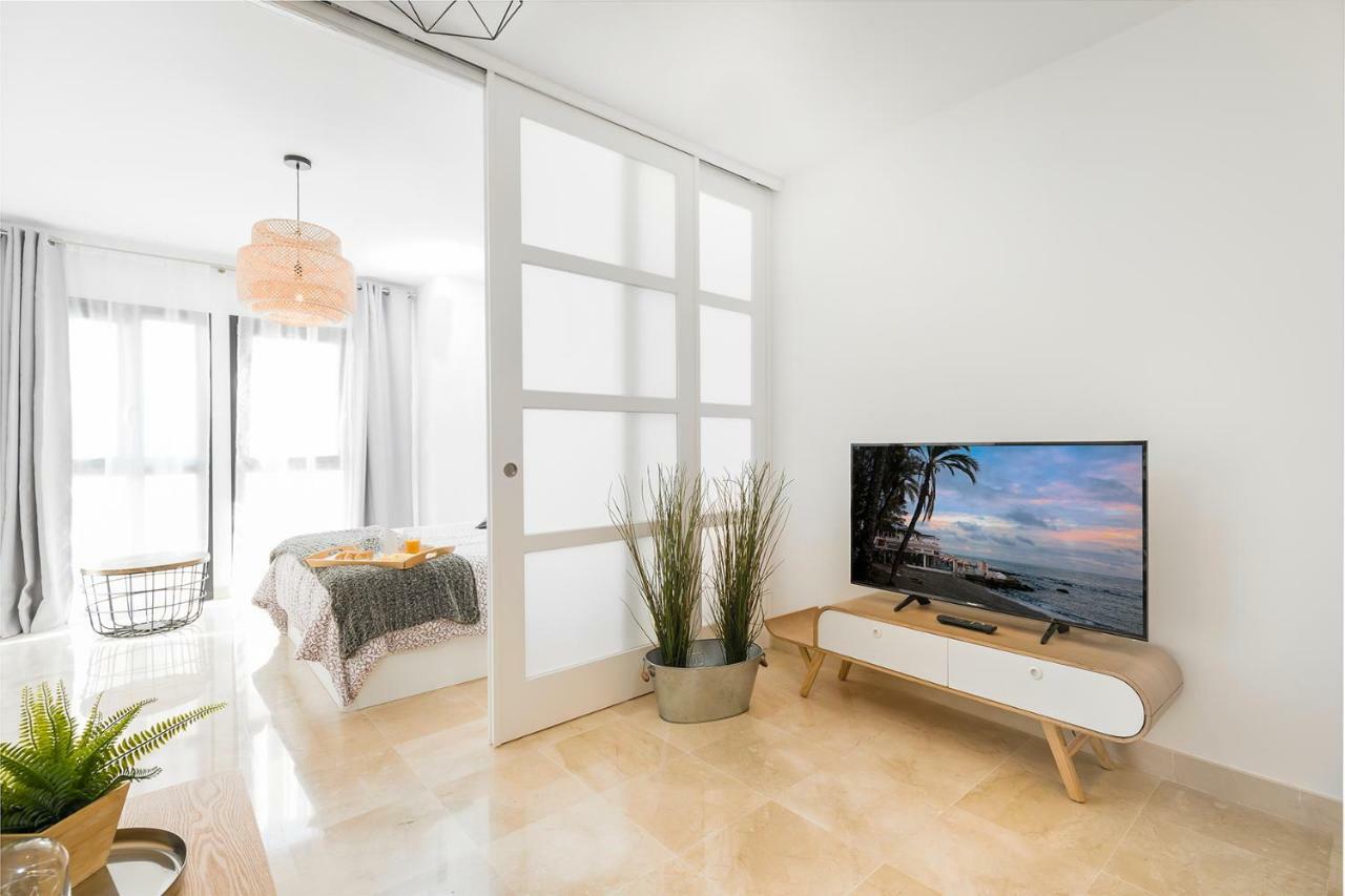 Apartamento Lujo Ancha Del Carmen Malaga Bagian luar foto